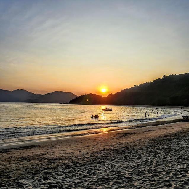 Апартаменты Chale Rustico E Charmoso Na Praia Para Casal! Убатуба Экстерьер фото